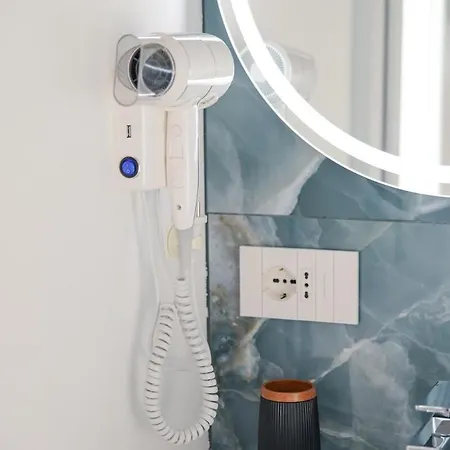 La Divina Mansarda Di Milano *